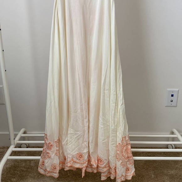 Cleobella Annie Maxi Dress in Ivory Size: XS - Picture 11 of 12